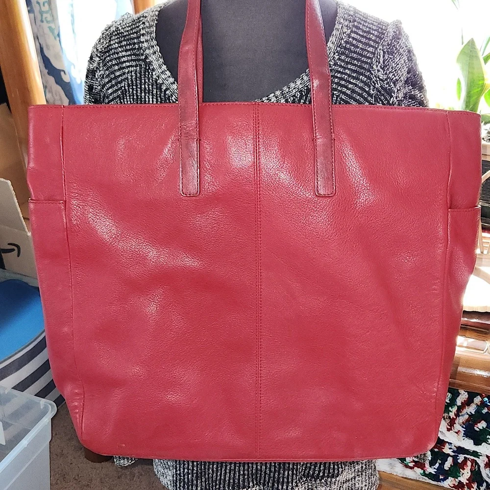 EXPRESS DESIGN STUDIO LEATHER TOTE